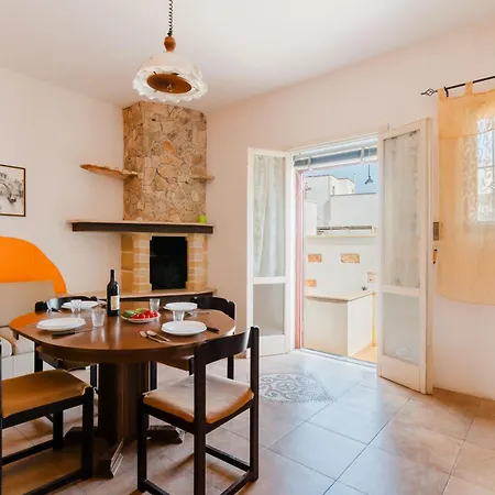 Cenate House Semesterbostad